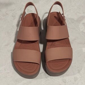 Crocs Brooklyn Wedge in Pink Women’s Size 6